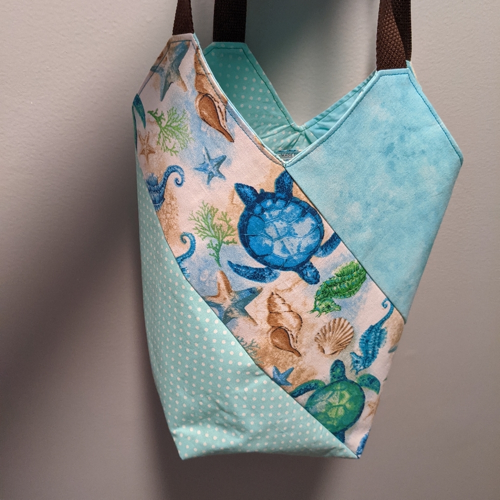 Windmill tote